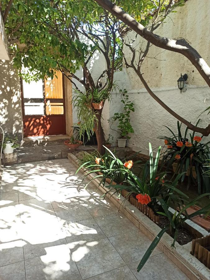 Aegina Town Traditional Lemon House Экстерьер фото